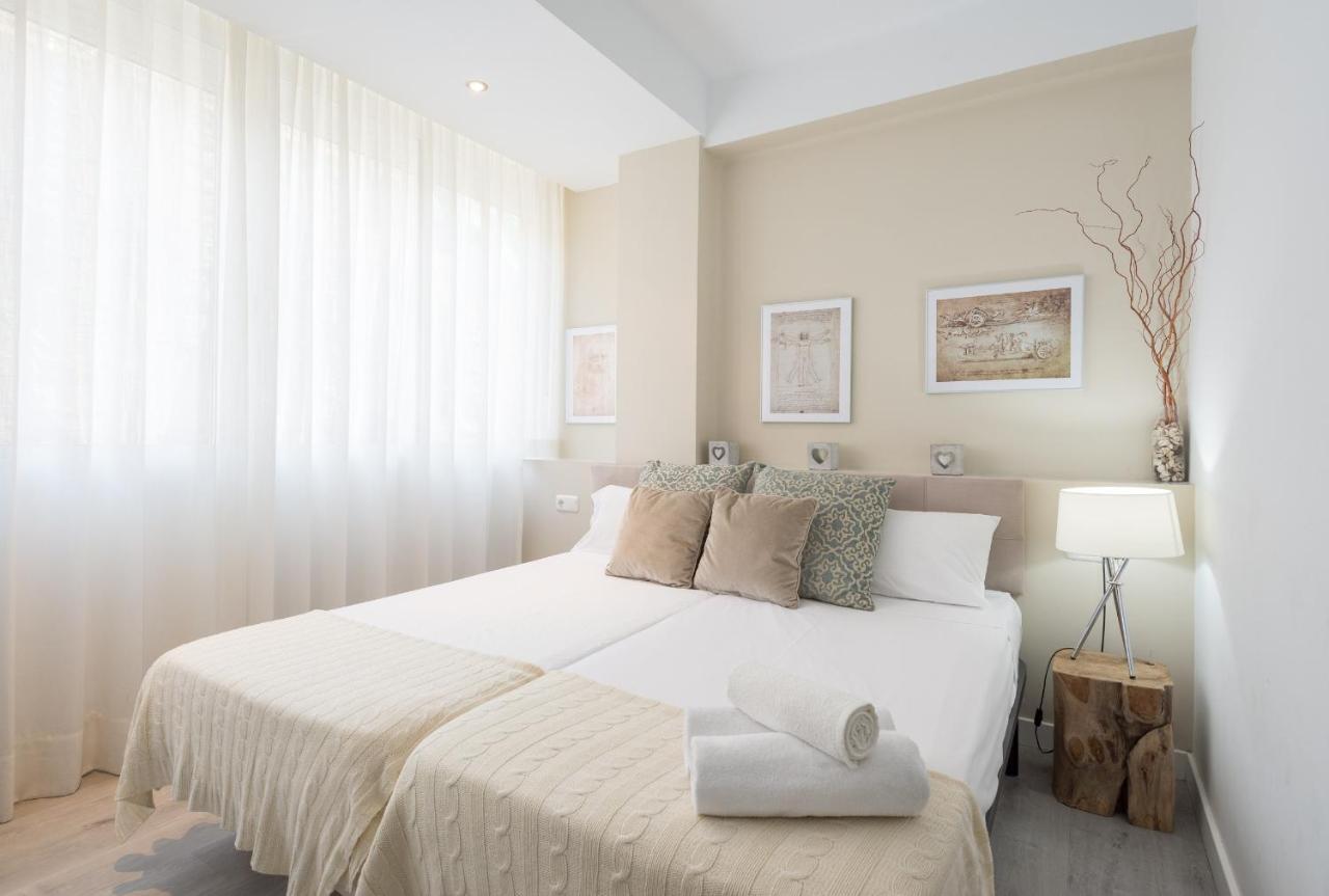 Soho Premium 3 Bedrooms Apartment Malaga Bagian luar foto