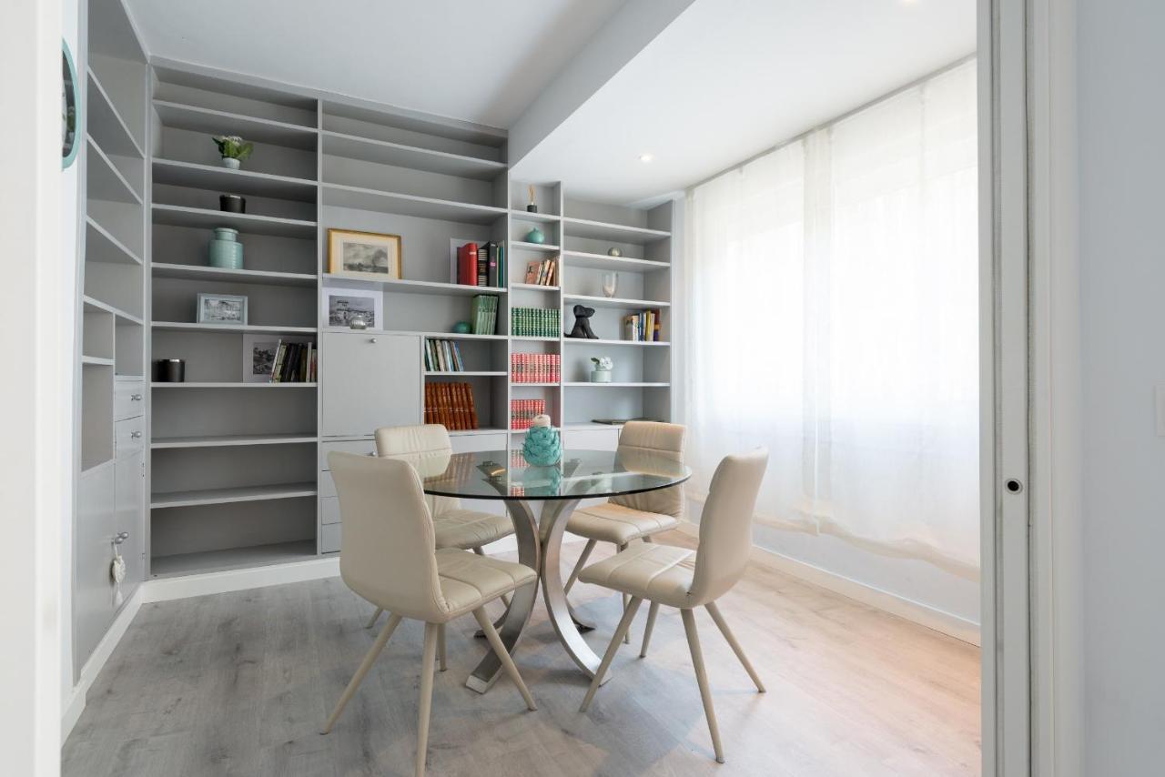 Soho Premium 3 Bedrooms Apartment Malaga Bagian luar foto