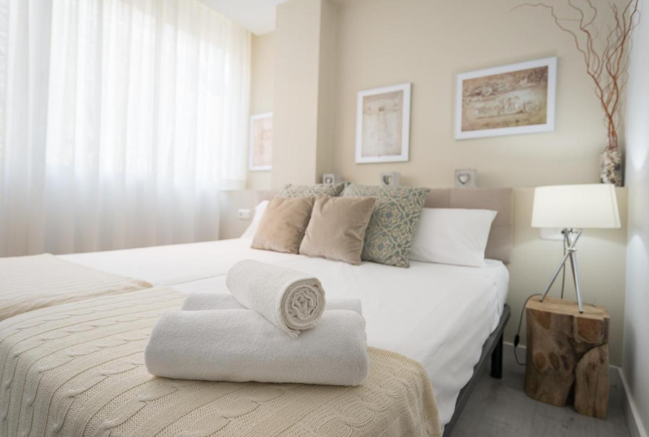 Soho Premium 3 Bedrooms Apartment Malaga Bagian luar foto