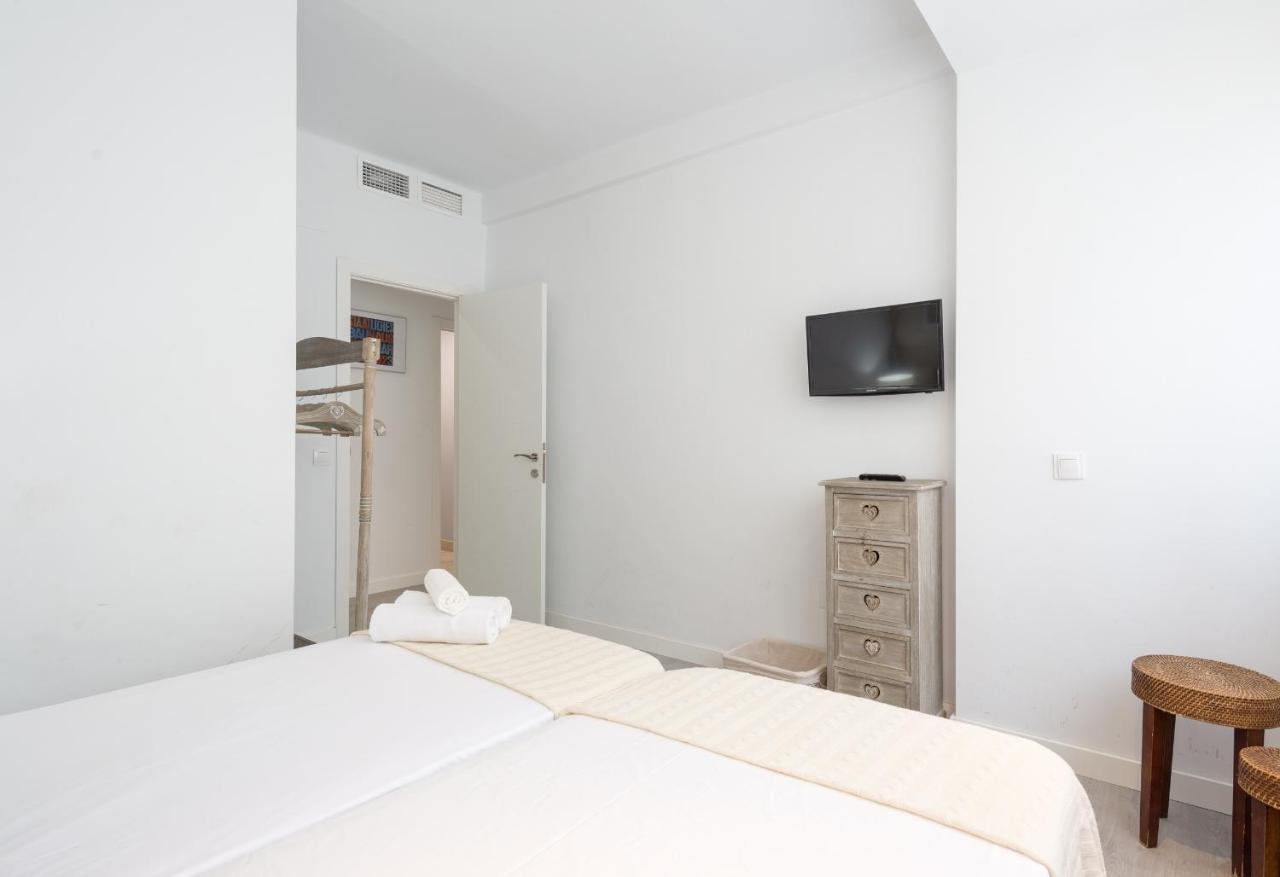 Soho Premium 3 Bedrooms Apartment Malaga Bagian luar foto