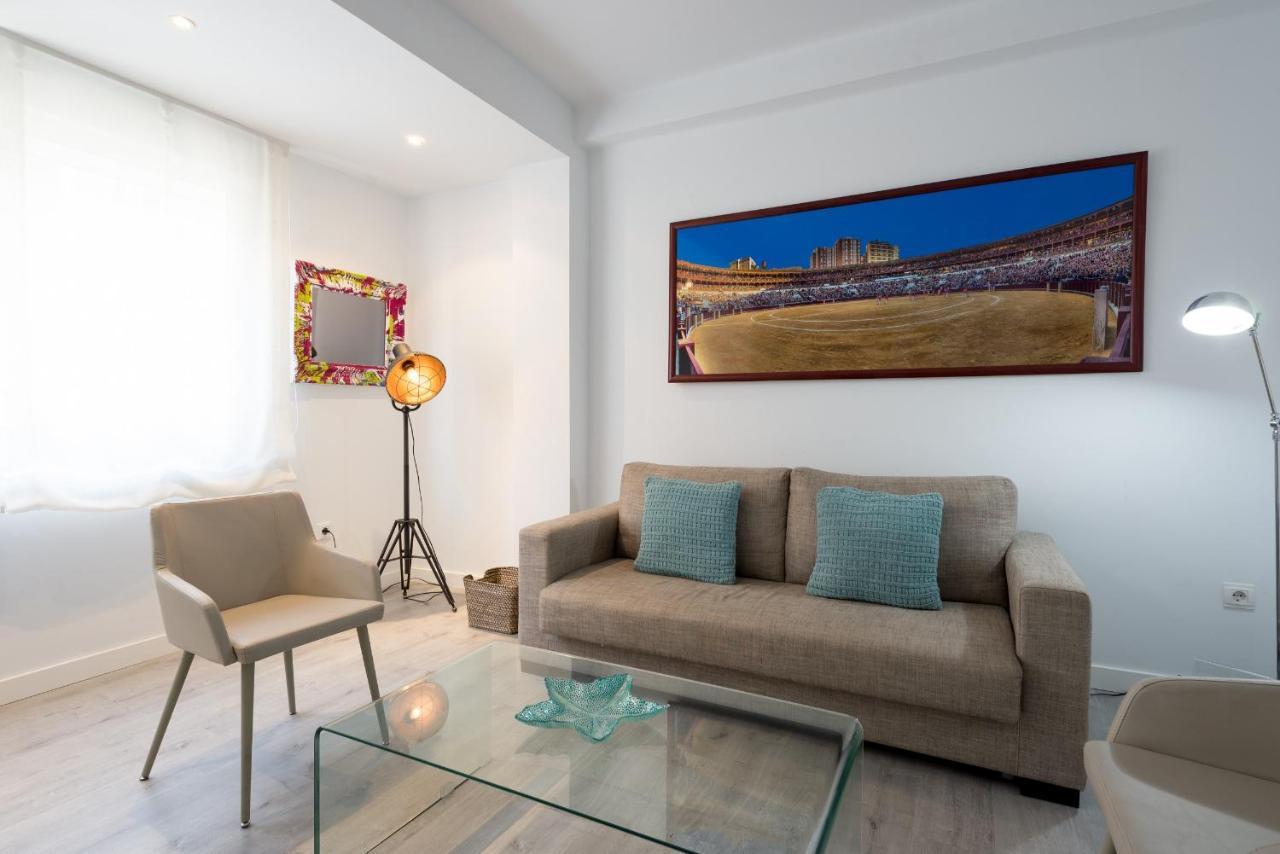 Soho Premium 3 Bedrooms Apartment Malaga Bagian luar foto